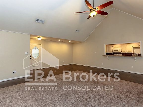 5th image of 505 Sun Meadows Dr