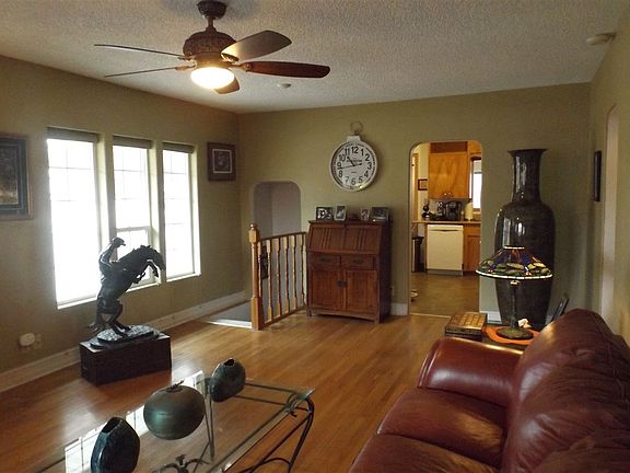 2nd image of 3228 W Dalton Ave