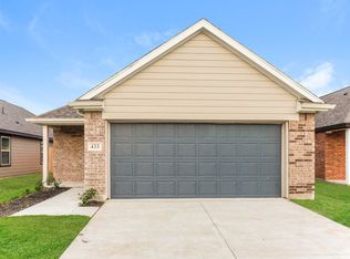 433 Sussex Dr, Everman, TX 76140