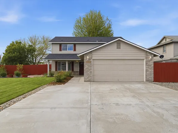 5203 Holly Way, West Richland, WA 99353