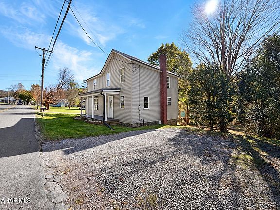 3rd image of 491 Expedite Rd