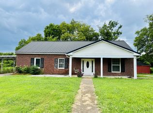 1556 Sparta Pike, Lebanon, TN 37090
