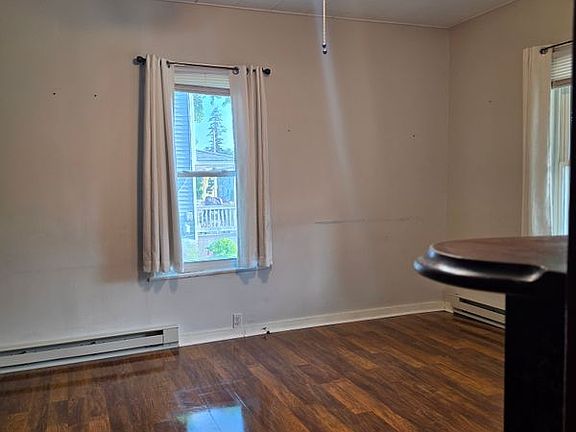 3rd image of 113 Lawrence St