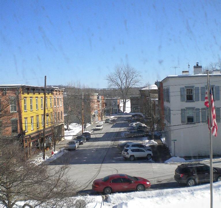 1st image of 1 Ely St