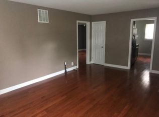 241 S Fordham Ave, Aurora, IL 60506