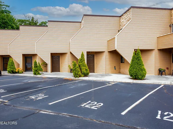 124 Olympia Dr, Alcoa, TN 37701