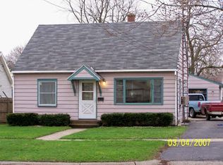1752 Forest Ave, Beloit, WI 53511