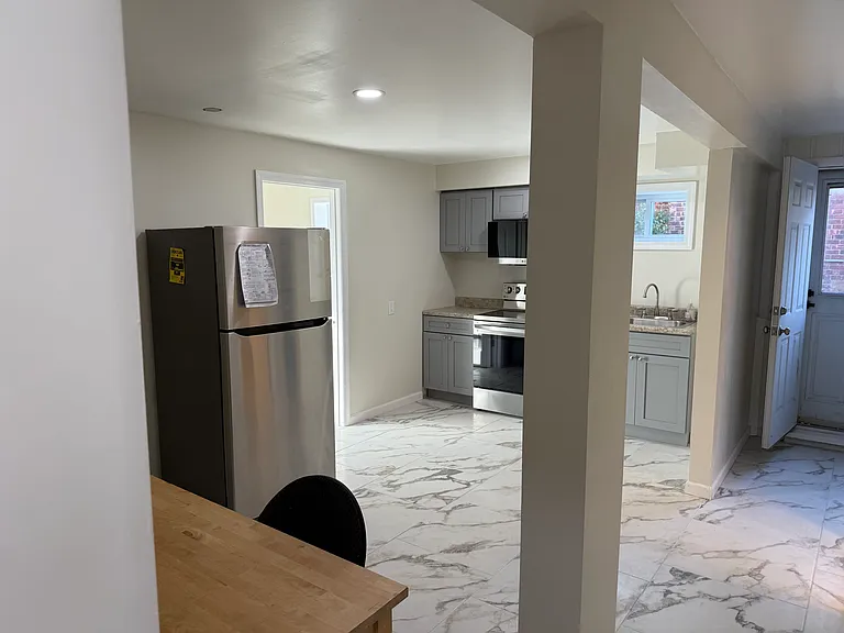Andrews Ln — Photo 9