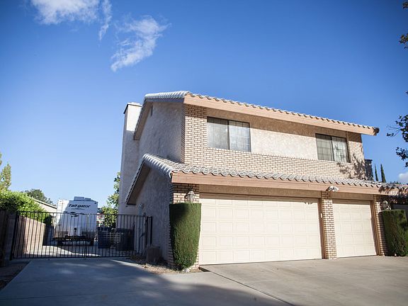 2nd image of 43038 Sachs Dr