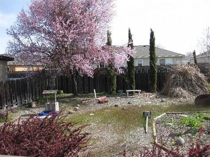 2nd image of 8020 Harlan Dr