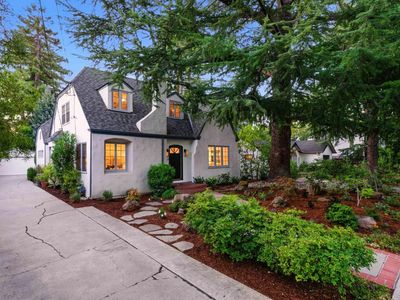 253 Seale Ave, Palo Alto, CA, 94301