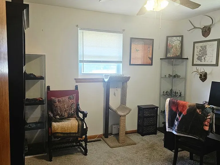 309 Lenore Trl — Photo 17