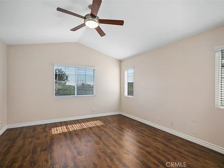 9 Acorn Rdg — Photo 29