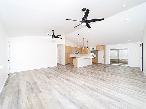 3rd image of 3601 Laulea Pl