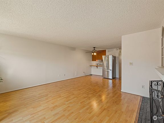4th image of 4214 84th Street NE #2