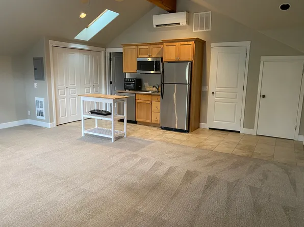 2636 Lemhi Pass Dr #2, Bend, OR 97703