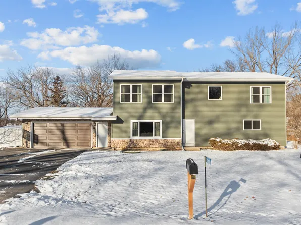 W14311 Brookwood Ct, Ripon, WI 54971