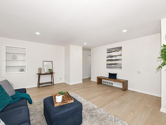 3rd image of 5400 West Dean ROAD