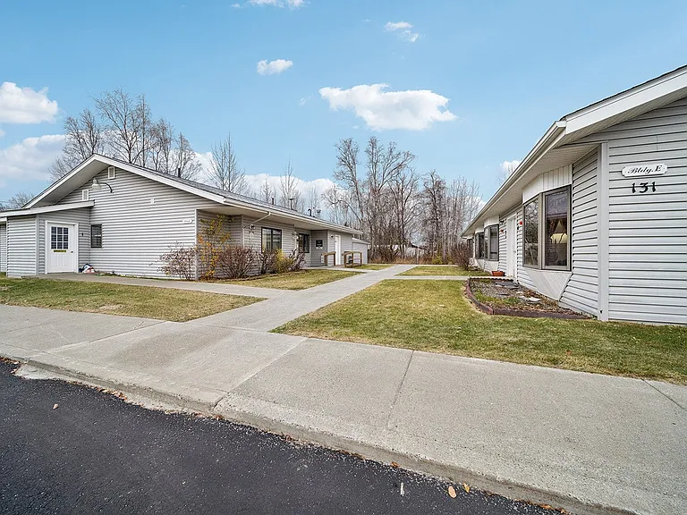131 Shady Ln — Photo 9