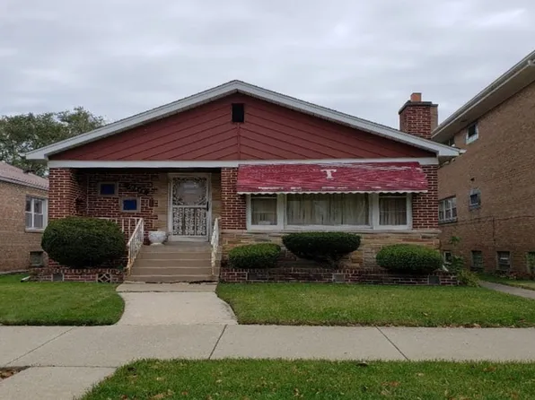 10555 S South Park Ave, Chicago, IL 60628