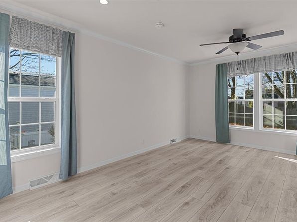 548-U25 Kenyon Ave, Attleboro, MA 02703