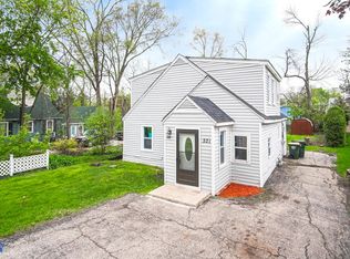 521 Grandview Dr, Round Lake Park, IL