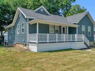316 W Corning Ave, Peotone, IL 60468