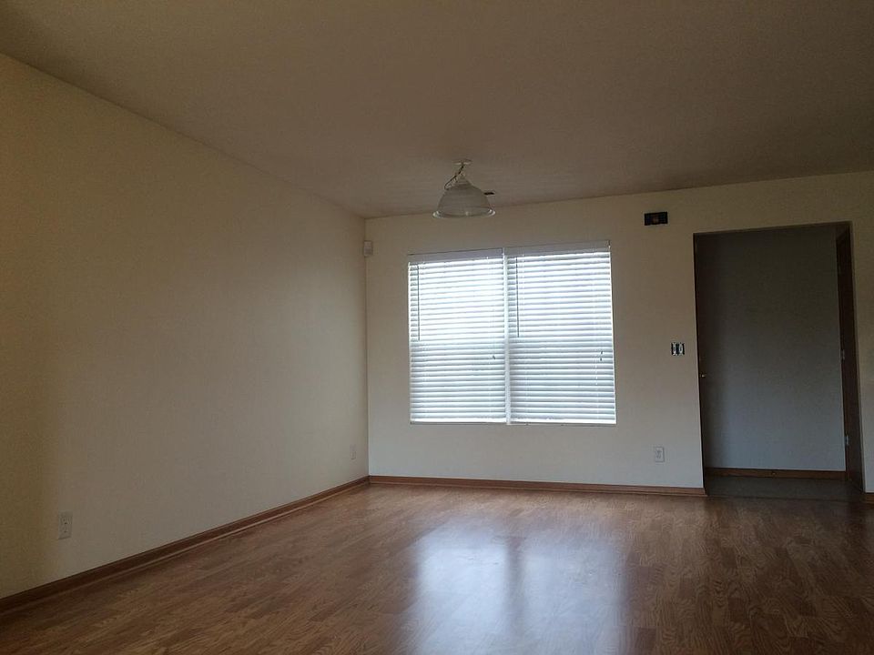 1st image of 7611 Creek Bnd