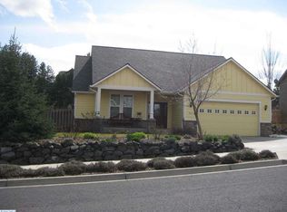 705 SW Center St, Pullman, WA 99163