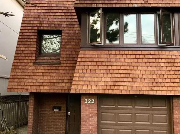 222 Broadway Ave, Toronto, ON M4P 1V9