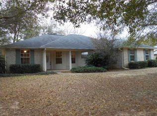 5781 Westmont Rd, Milton, FL 32583