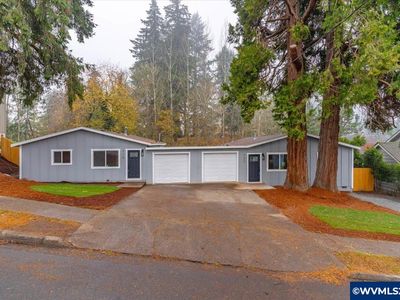 712 12th Ave, Sweet Home, OR, 97386