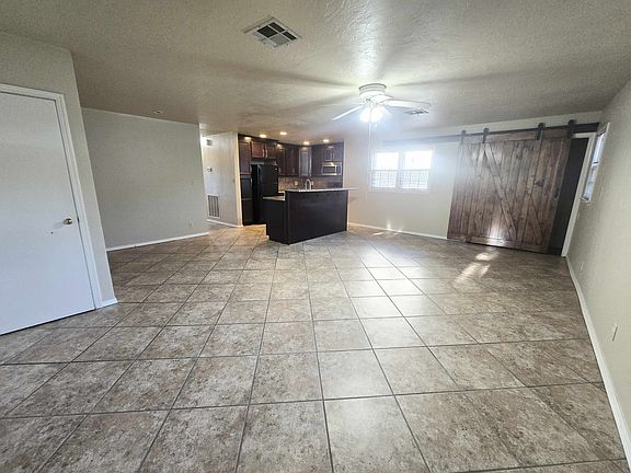 4th image of 6805 NW 42nd St