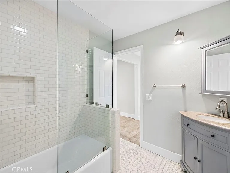 280 Aster St #1 — Photo 16