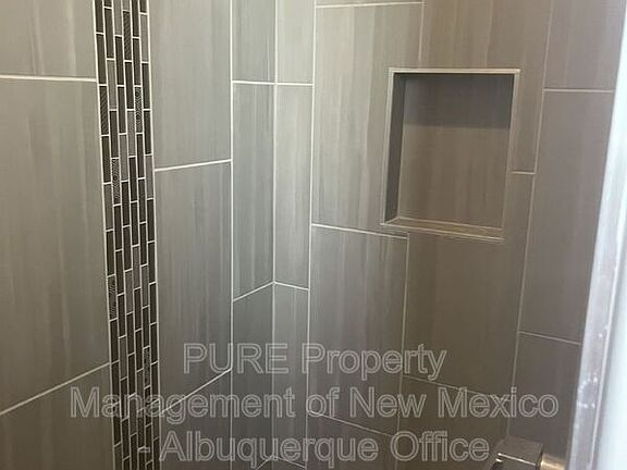 3rd image of 5913 Witkin St SE