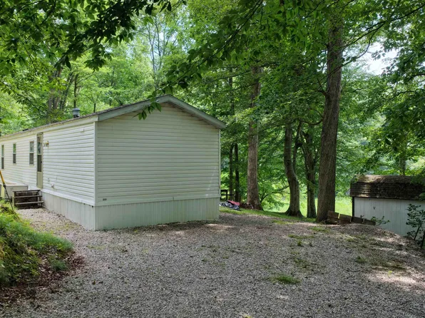 488 Dawn Ln, Bedford, IN 47421