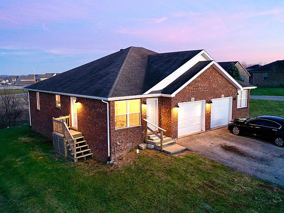 3rd image of 706 Cobbler Ln W #2