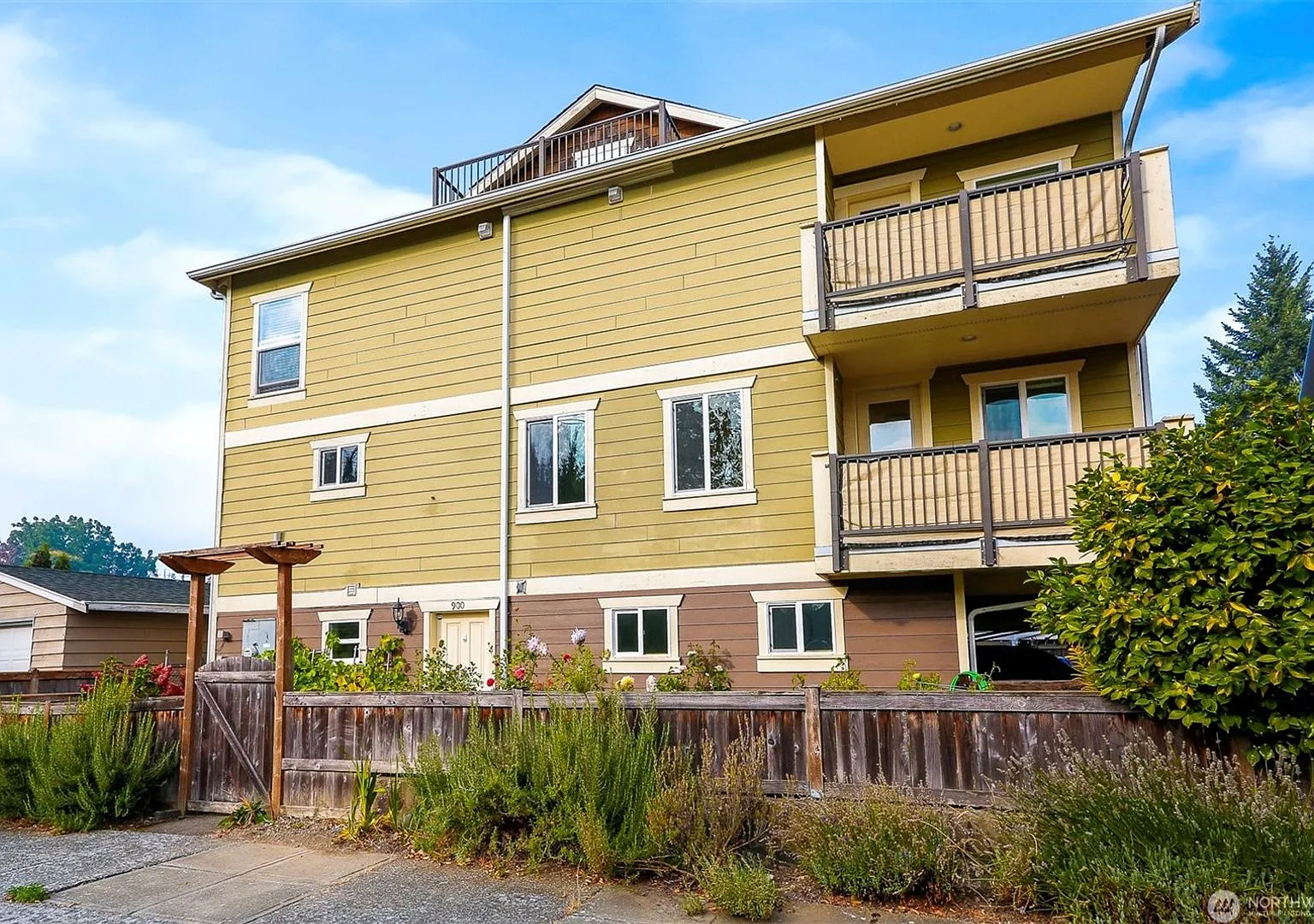 3Bd/2.5Ba Seattle Townhome — Photo 1