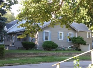1723 S 58th St, Omaha, NE 68106