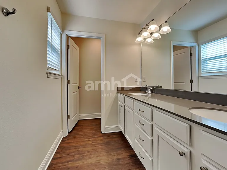 22428 Bellini Cir — Photo 12