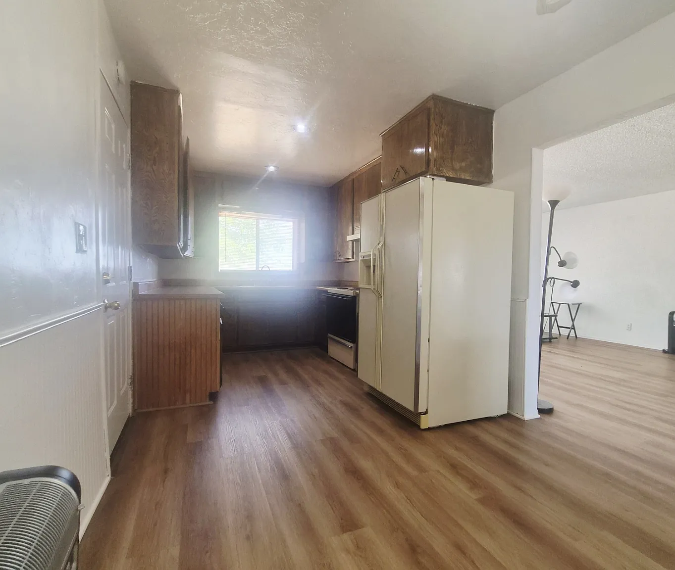 2 bed, 850 sqft, $2,150 — Photo 2