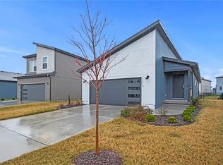 13310 W 180th Ter, OVERLAND PARK, KS 66013