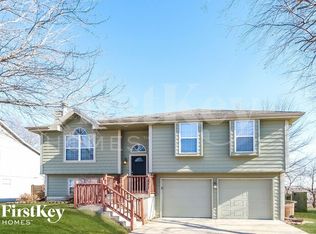 117 S Pelham Path, Raymore, MO 64083