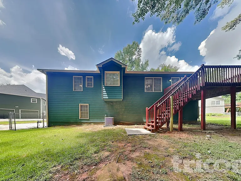 247 Stevenson Trl — Photo 15