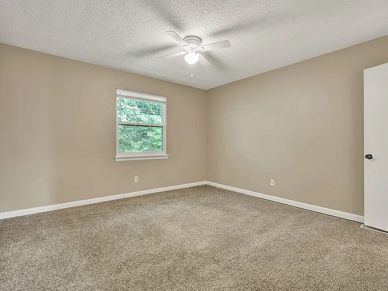 1312 Ely Rd #2 — Photo 10
