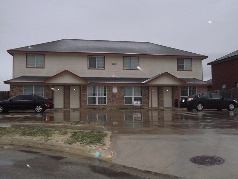 1st image of 4101 Nadine Dr APT A