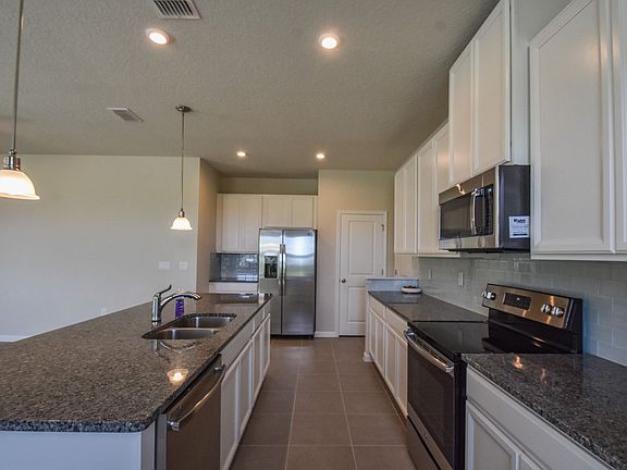 4th image of 2791 Pleasant Cypress Cir