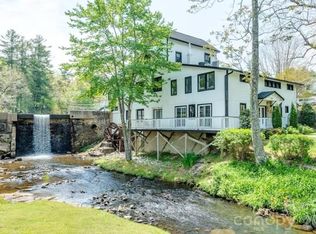 MILL HOUSE LODGE, Flat Rock, NC 28731