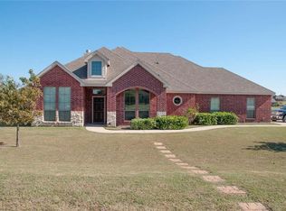 8800 Arizona St, Joshua, TX 76058