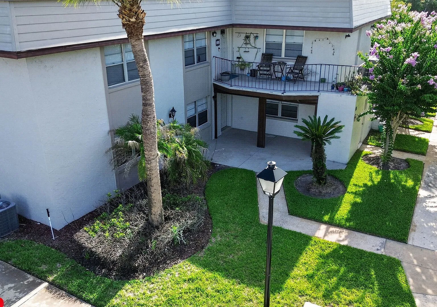 Well appointed 2/2 1st floor condo in beautiful Winter Garden. Available Now! — Photo 1
